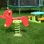 Hébergement de vacances Kinderfreundliches-ferienhaus-mit-grosser-spielwiese