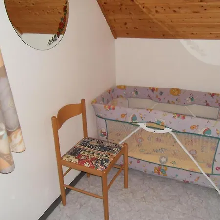 Kinderfreundliches-ferienhaus-mit-grosser-spielwiese Holiday home Marktgraitz
